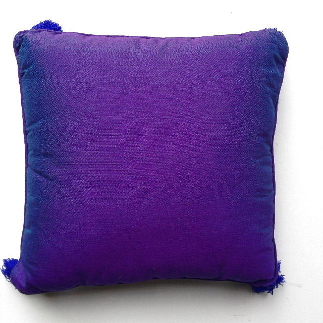 CUSHION, Purple w Tassle Detail